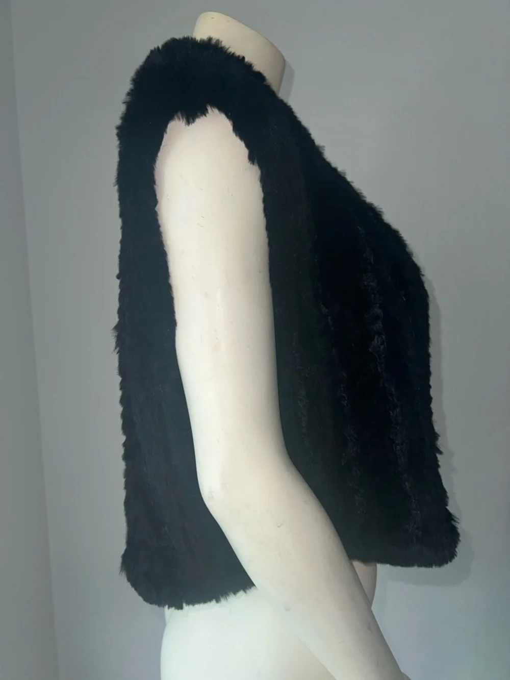 Mitches Black Fur Studded Festival Cozy Sleeveless Vest. Size Medium. - Picture 3 of 5